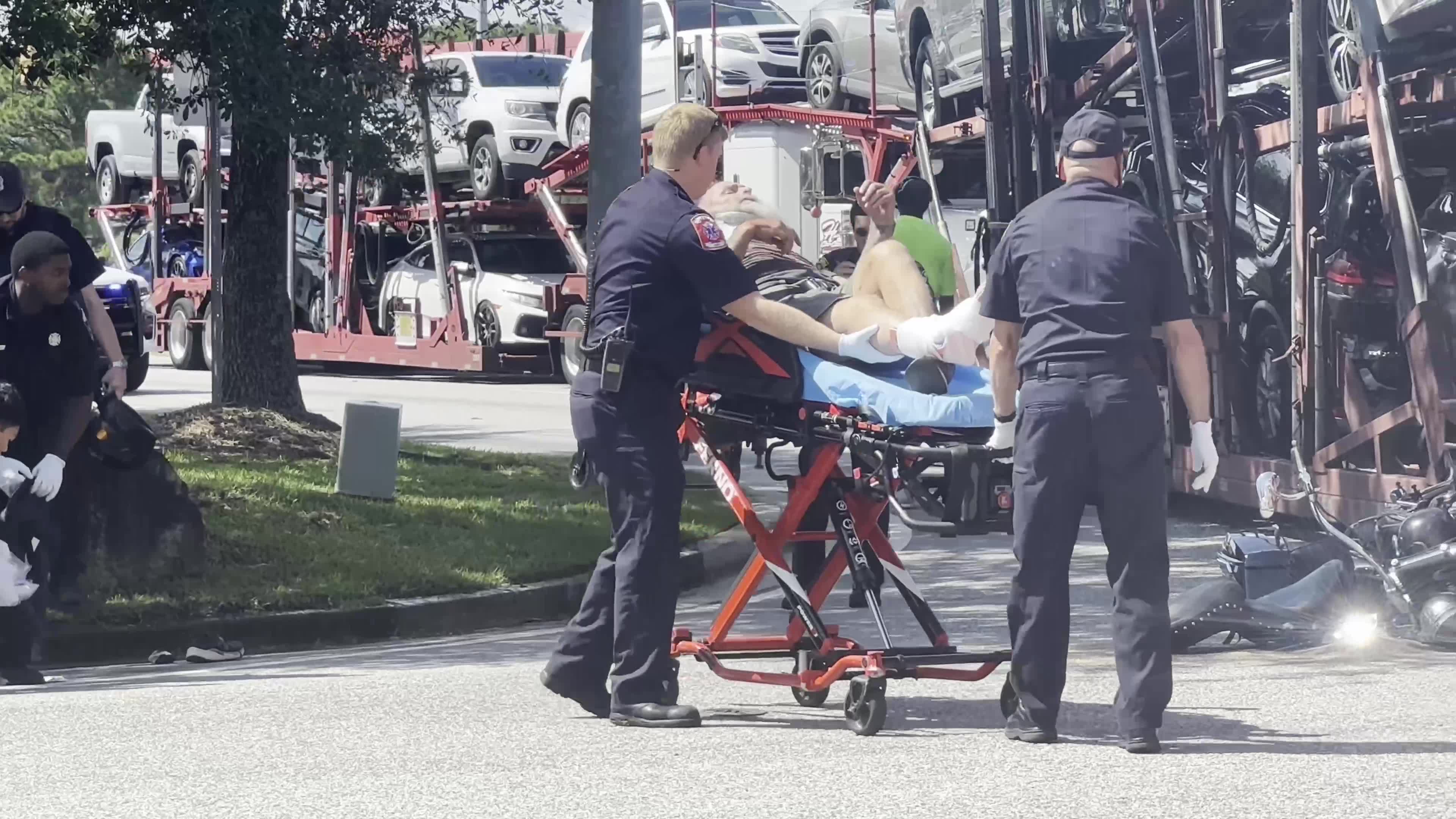 Motorcyclist injured in crash on Airport Boulevard in Mobile WKRG News 5