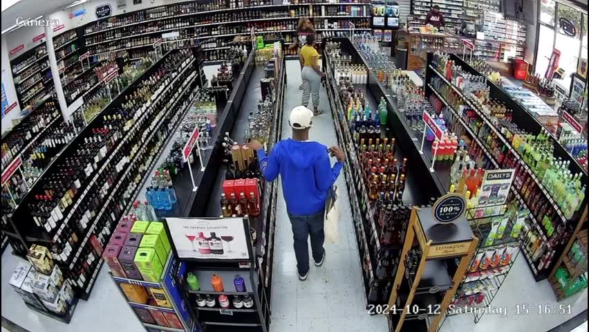 Daphne police searching for 3 people accused of stealing from liquor ...