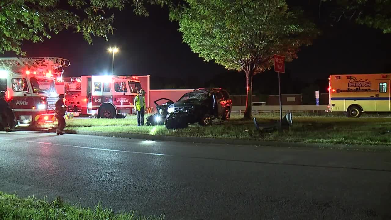 Driver trapped in wreckage for 20 minutes – Fox 8 Cleveland WJW